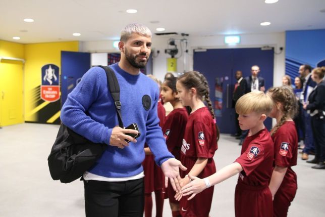 Guardiola tiết lộ lý do Aguero ngồi dự bị trận chung kết FA Cup và hưởng lợi lớn từ Gabriel Jesus