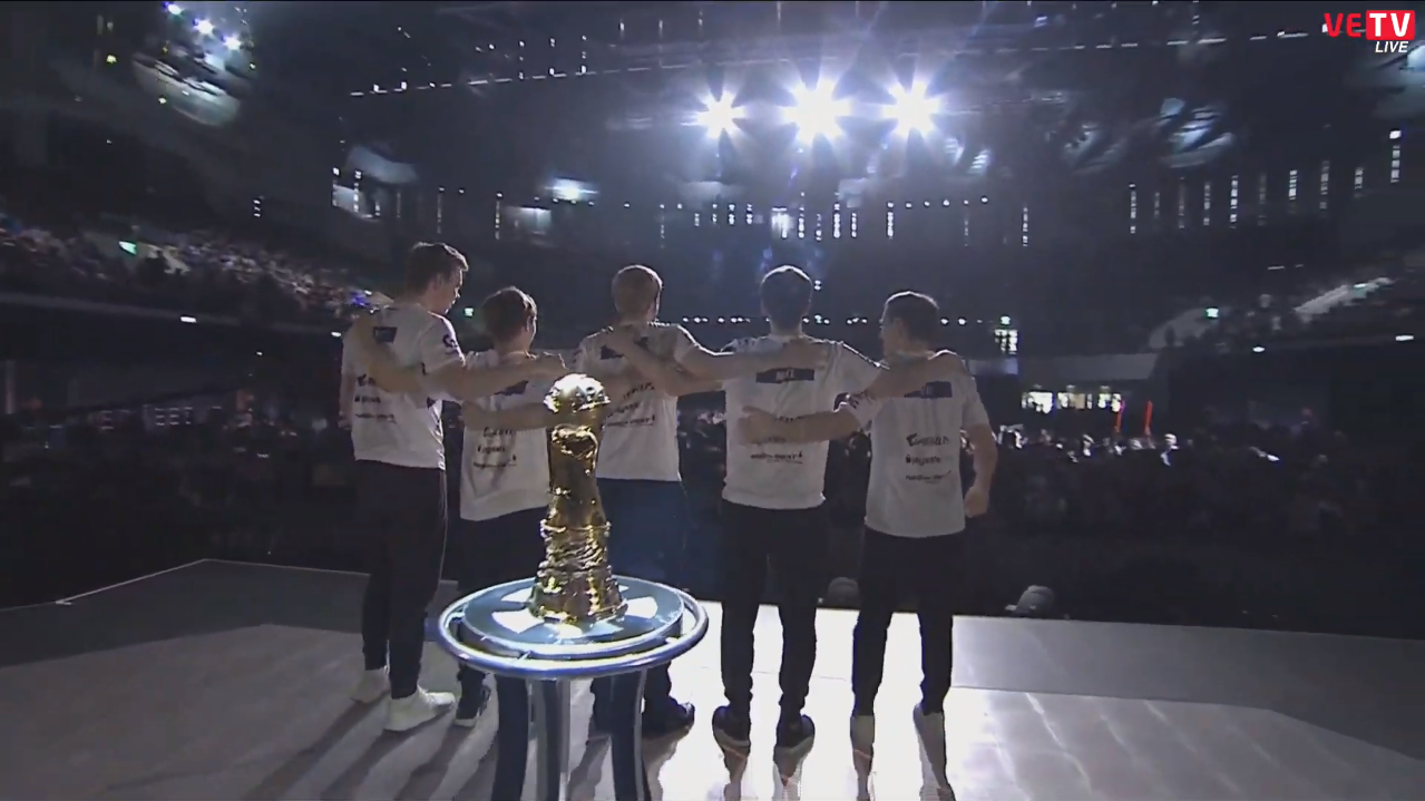 Đè bẹp TL, G2 Esports lần đầu lên ngôi vương tại đấu trường quôc tế Đè bẹp TL, G2 Esports lần đầu lên ngôi vương tại đấu trường quôc tế