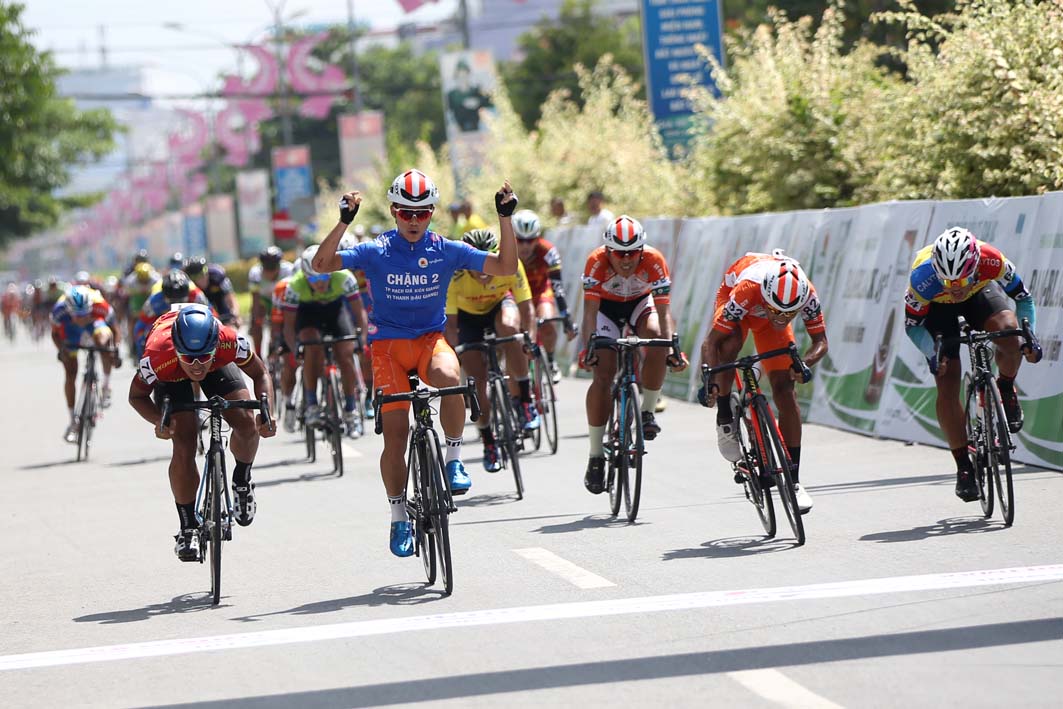 Giải xe đạp toàn quốc về nông thôn – Tranh Cúp Gạo Hạt Ngọc Trời 2019: Hấp dẫn cuộc chiến áo xanh