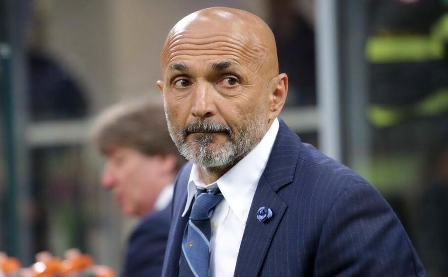 Conte chuẩn bị ra mắt Inter Milan sau khi Spalletti bị sa thải