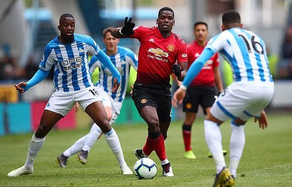 Kết quả Huddersfield vs MU (1-1): MU bị đội bét bảng cầm hòa