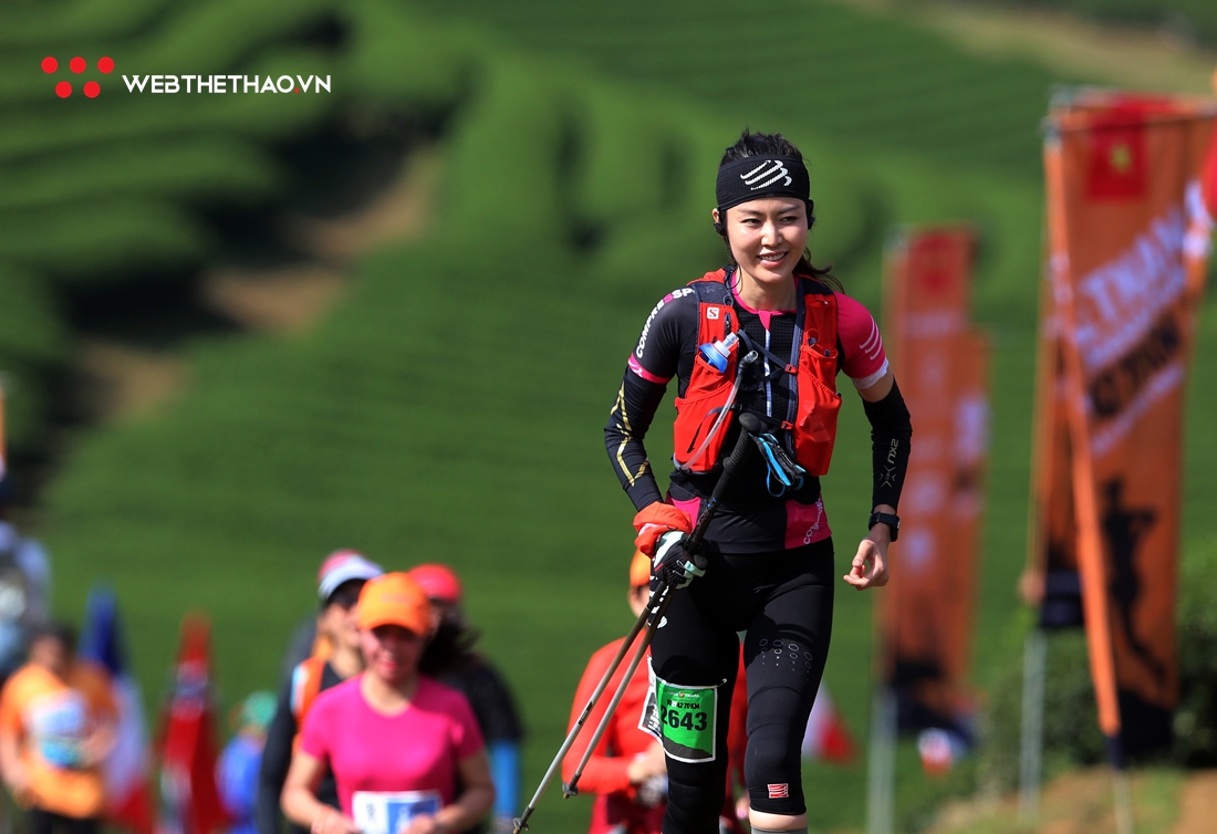 Hoa hậu Thu Thủy rạng ngời trên đường chạy Vietnam Trail Marathon 2019