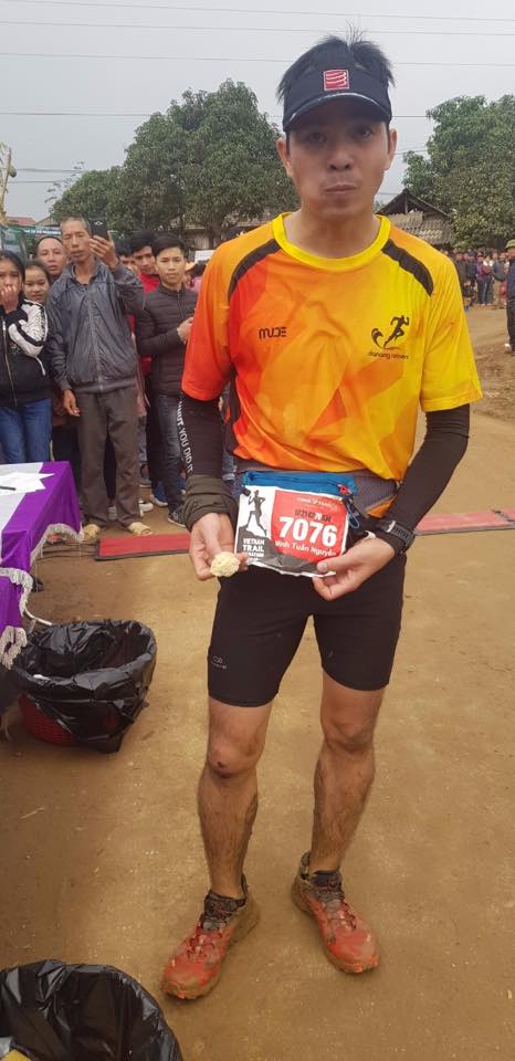 Chạy leo dốc nhanh như gió, Trần Duy Quang vô địch 70km Vietnam Trail Marathon 2019 Chạy leo dốc nhanh như gió, Trần Duy Quang vô địch 70km Vietnam Trail Marathon 2019