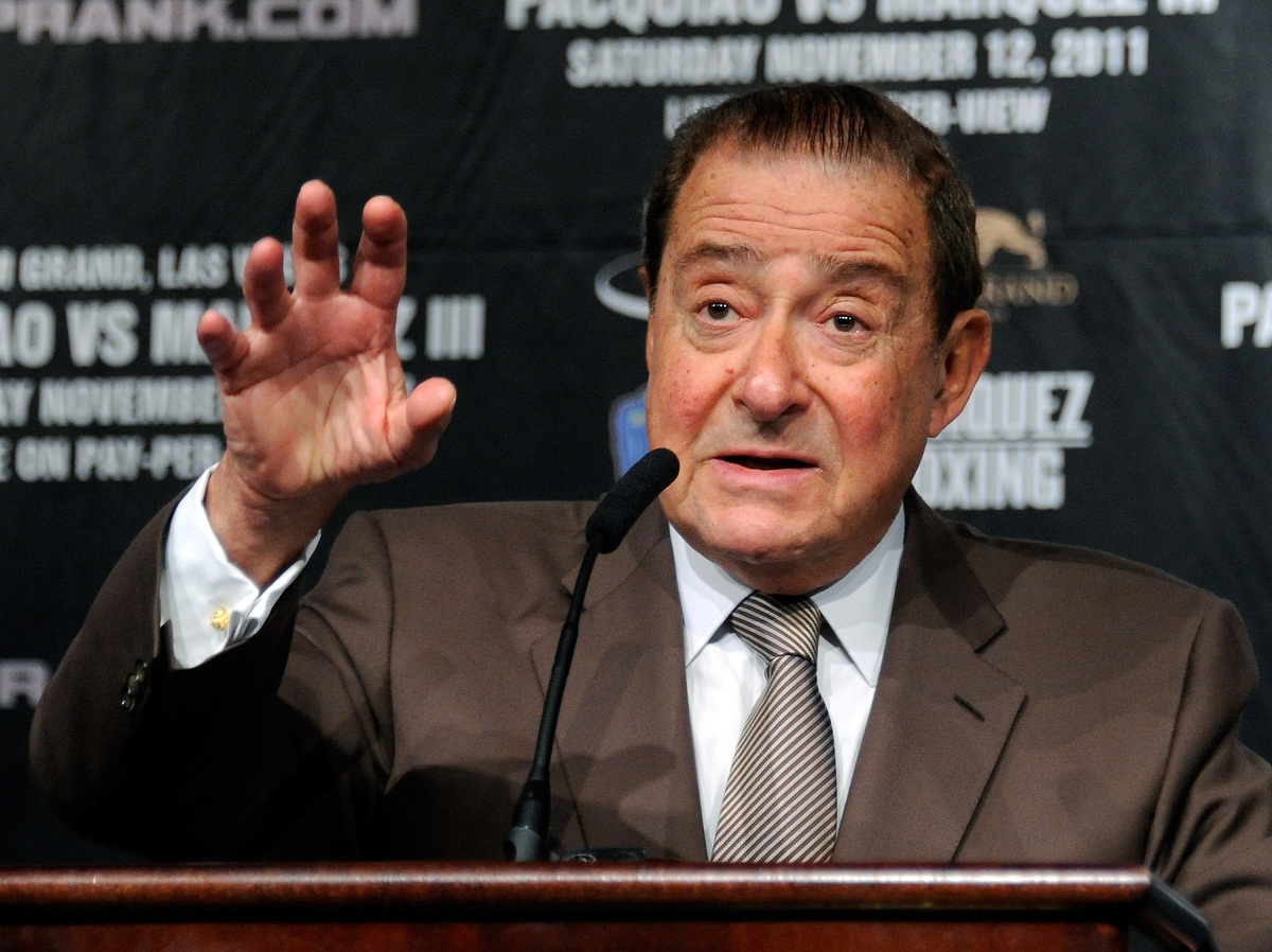 Bob Arum cho rằng Anthony Joshua sẽ bị Pulev hạ gục