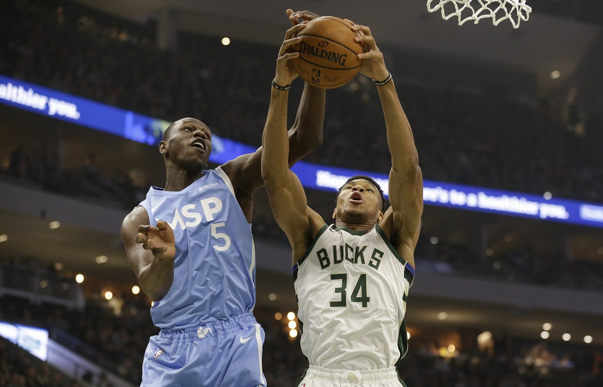Không thành công tình huống sau cùng, T-Wolves bỏ lỡ cơ hội vượt qua Bucks