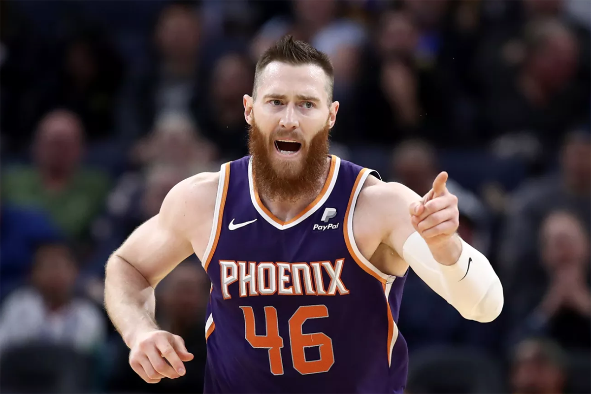 LA Clippers quyết gia cố vòng trong, nhắm trung phong đang lên của Phoenix Suns