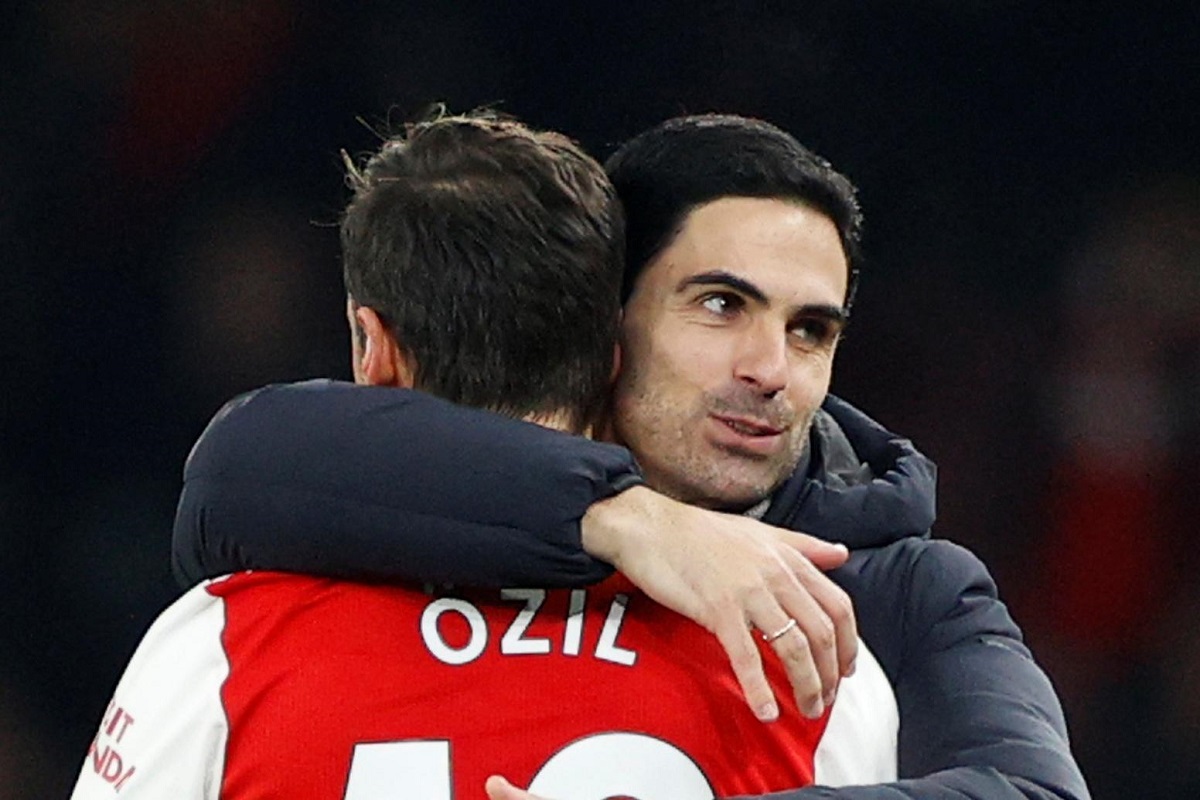 Mesut Ozil “tái sinh” bằng những chỉ số tuyệt vời với Arsenal của Arteta