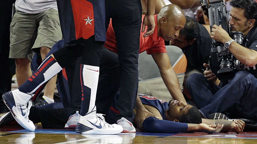 Cập nhật: Paul George phải rời sân vì chấn thương nặng?