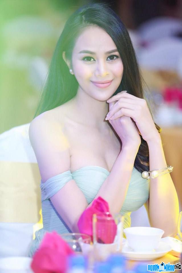 Hoa hậu điện ảnh Sella Trương là game thủ Dota 2