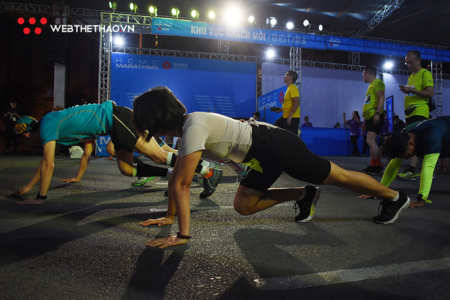 HCMC Marathon 2020 khởi tranh trong đêm: Runner sẵn sàng chinh phục bình minh cầu Phú Mỹ HCMC Marathon 2020 khởi tranh trong đêm: Runner sẵn sàng chinh phục bình minh cầu Phú Mỹ