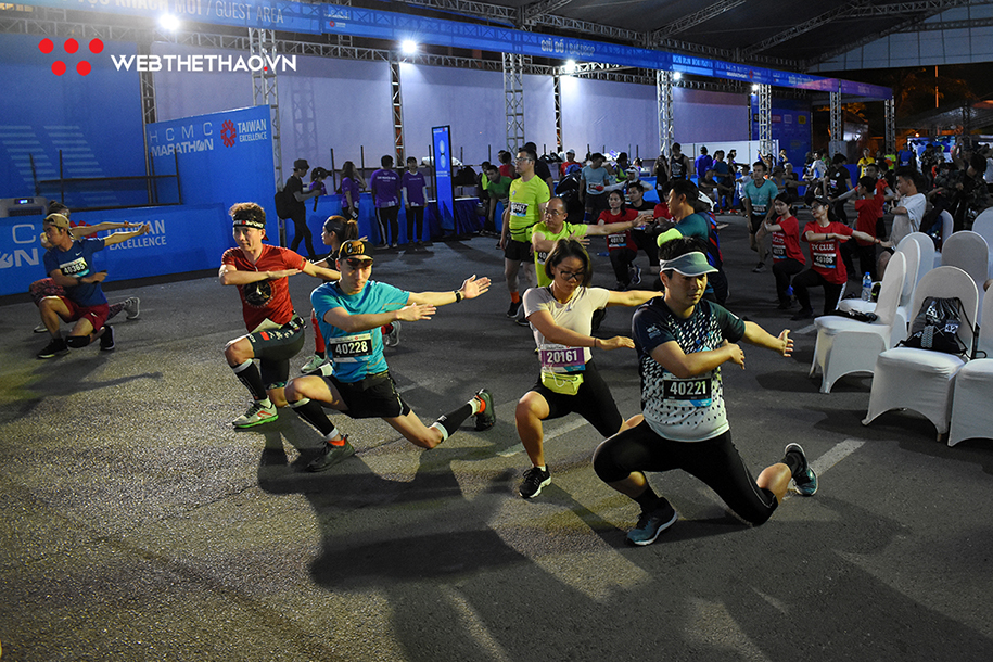 HCMC Marathon 2020 khởi tranh trong đêm: Runner sẵn sàng chinh phục bình minh cầu Phú Mỹ HCMC Marathon 2020 khởi tranh trong đêm: Runner sẵn sàng chinh phục bình minh cầu Phú Mỹ