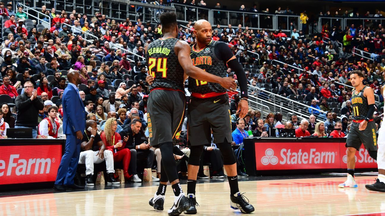Vince Carter lập kỷ lục chơi bóng ở 4 thập kỷ khác nhau tại NBA