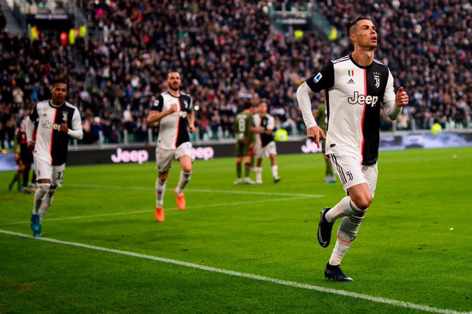 Ronaldo lần đầu lập kỳ tích với Juventus để xóa bỏ “điều cấm kỵ” Ronaldo lần đầu lập kỳ tích với Juventus để xóa bỏ “điều cấm kỵ”