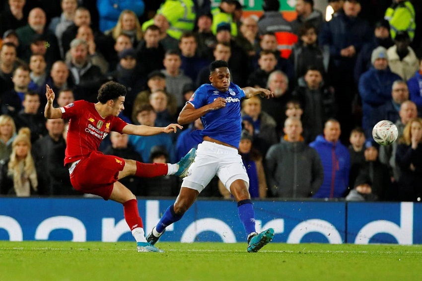 Curtis Jones từng “mất kiên nhẫn” trước khi trở thành người hùng Liverpool Curtis Jones từng “mất kiên nhẫn” trước khi trở thành người hùng Liverpool