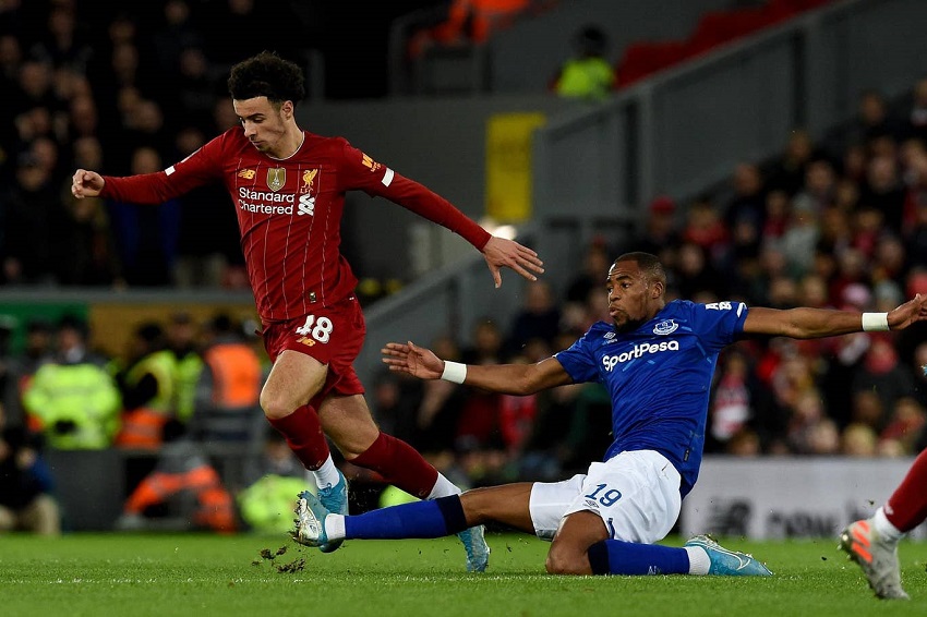 Curtis Jones từng “mất kiên nhẫn” trước khi trở thành người hùng Liverpool Curtis Jones từng “mất kiên nhẫn” trước khi trở thành người hùng Liverpool