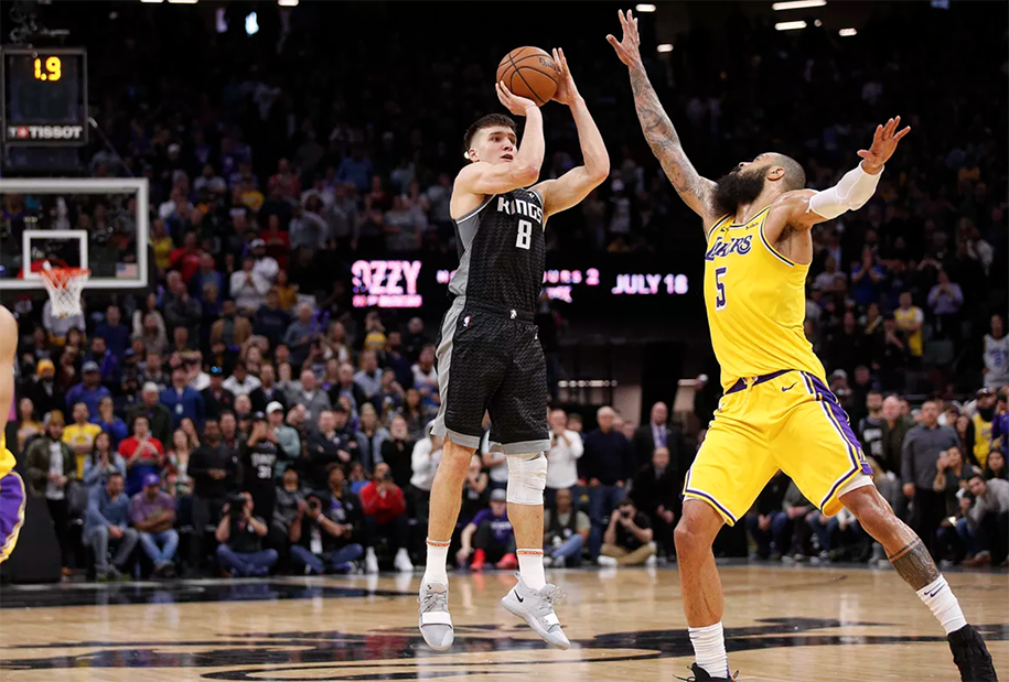 Fan Lakers hóng cú trade trong mơ để lấy siêu xạ thủ Bogdan Bogdanovic, nhưng...