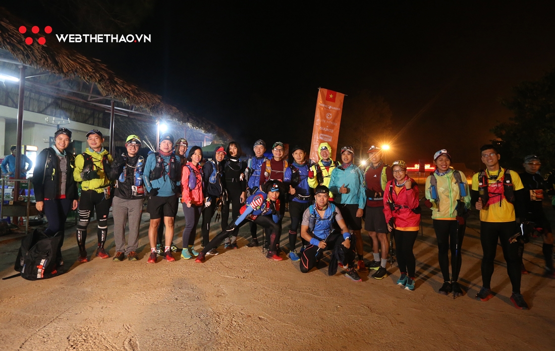 Hoa mận trắng cung đường mòn Mộc Châu đón hơn 3.000 VĐV chạy Vietnam Trail Marathon 2020 Hoa mận trắng cung đường mòn Mộc Châu đón hơn 3.000 VĐV chạy Vietnam Trail Marathon 2020