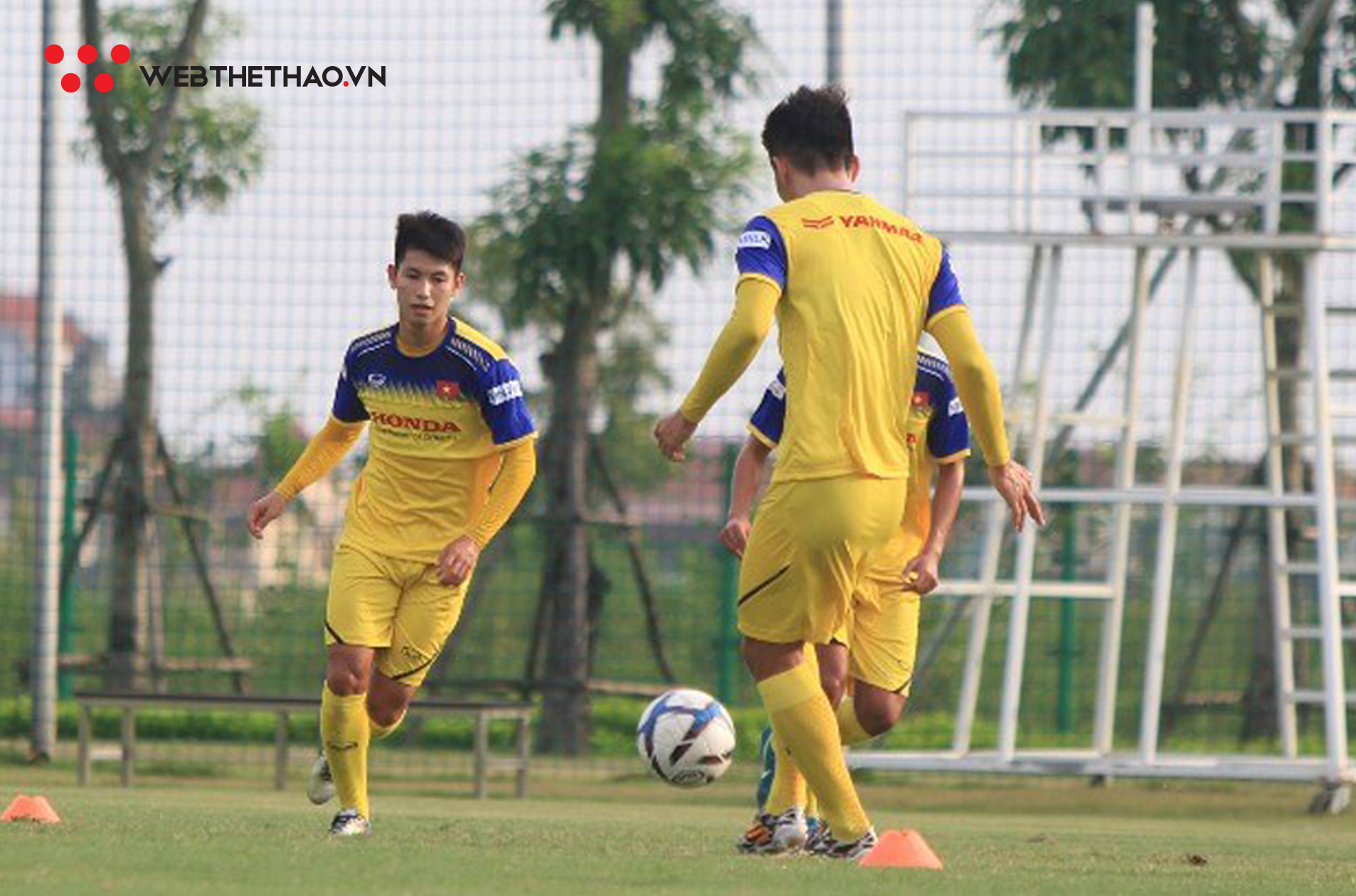 Trọng Hùng thích nghi với vị trí hậu vệ biên ra sao ở U23 Việt Nam?