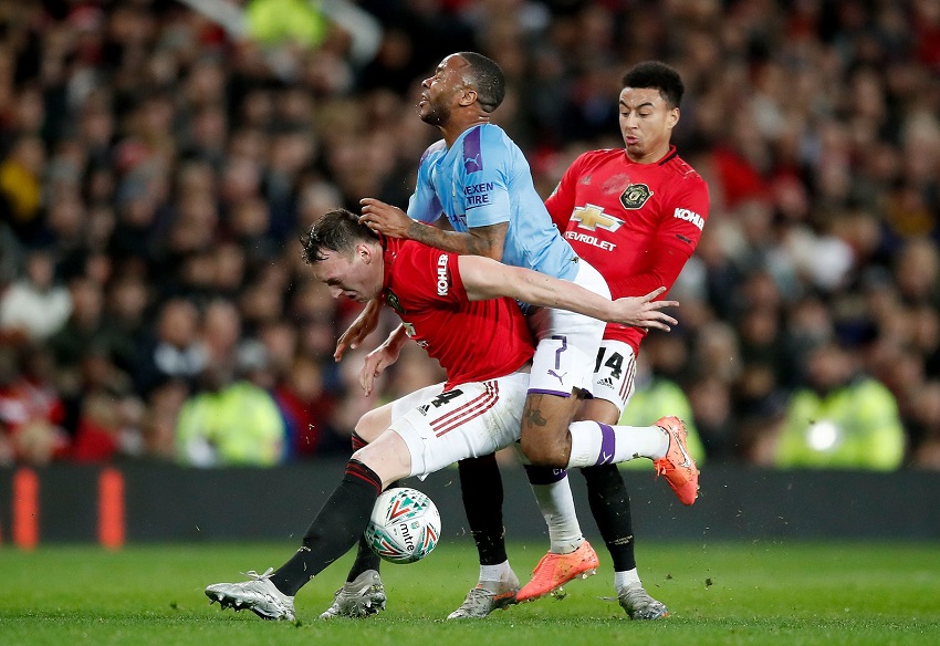 2 trung vệ MU được chấm điểm thấp chưa từng thấy trước Man City