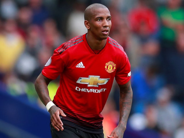 Tin bóng đá 9/1: Arsenal tranh tiền vệ 20 tuổi với MU và Chelsea Tin bóng đá 9/1: Arsenal tranh tiền vệ 20 tuổi với MU và Chelsea
