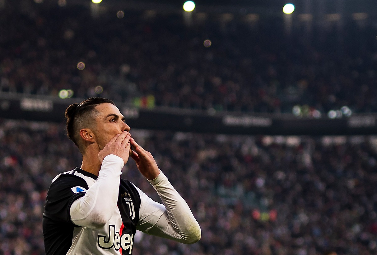 Ronaldo và những bàn thắng may mắn vào đầu năm mới