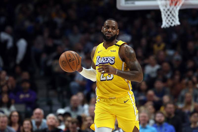 LeBron James tiếp tục vượt qua Michael Jordan ở một thông số khác