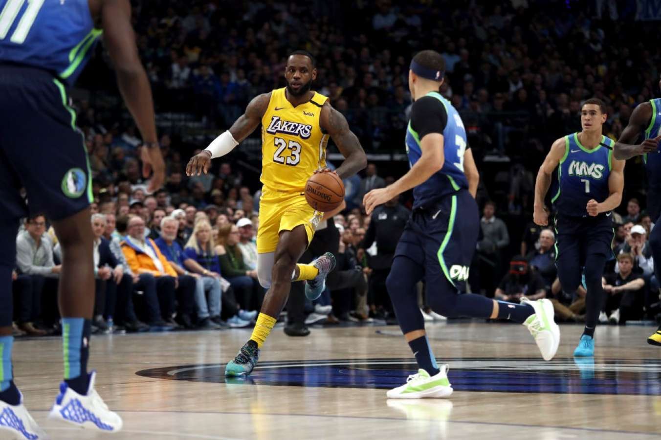 LeBron James tiếp tục vượt qua Michael Jordan ở một thông số khác
