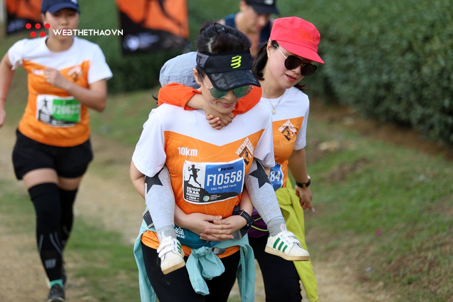 Khoảnh khắc khóc cười, lắng đọng và khó đỡ nhất Vietnam Trail Marathon 2020 Khoảnh khắc khóc cười, lắng đọng và khó đỡ nhất Vietnam Trail Marathon 2020