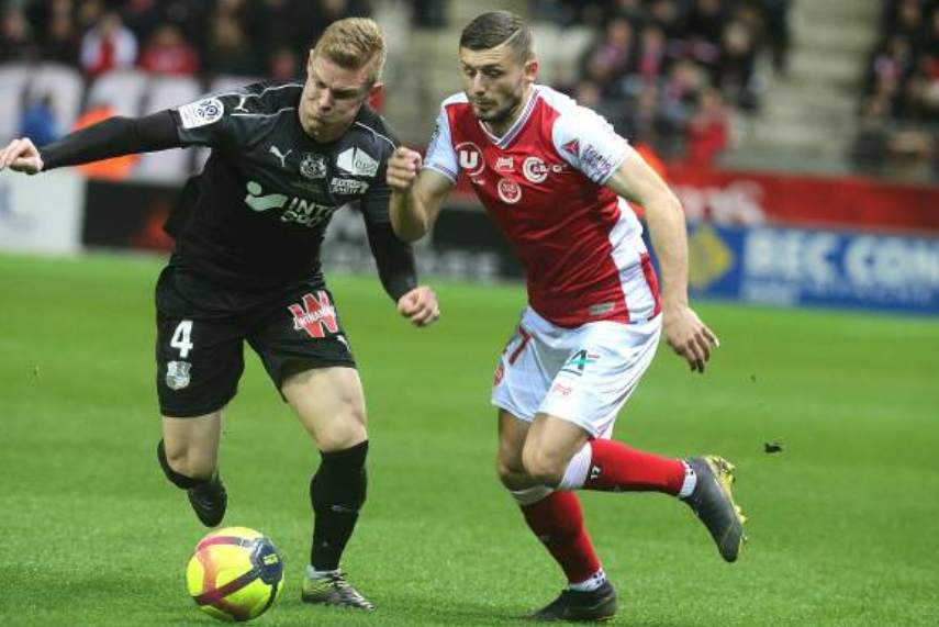Soi kèo Amiens vs Reims 01h00, ngày 16/01 (VĐQG Pháp)