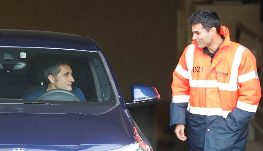 Barca chính thức sa thải Valverde và bổ nhiệm HLV mới