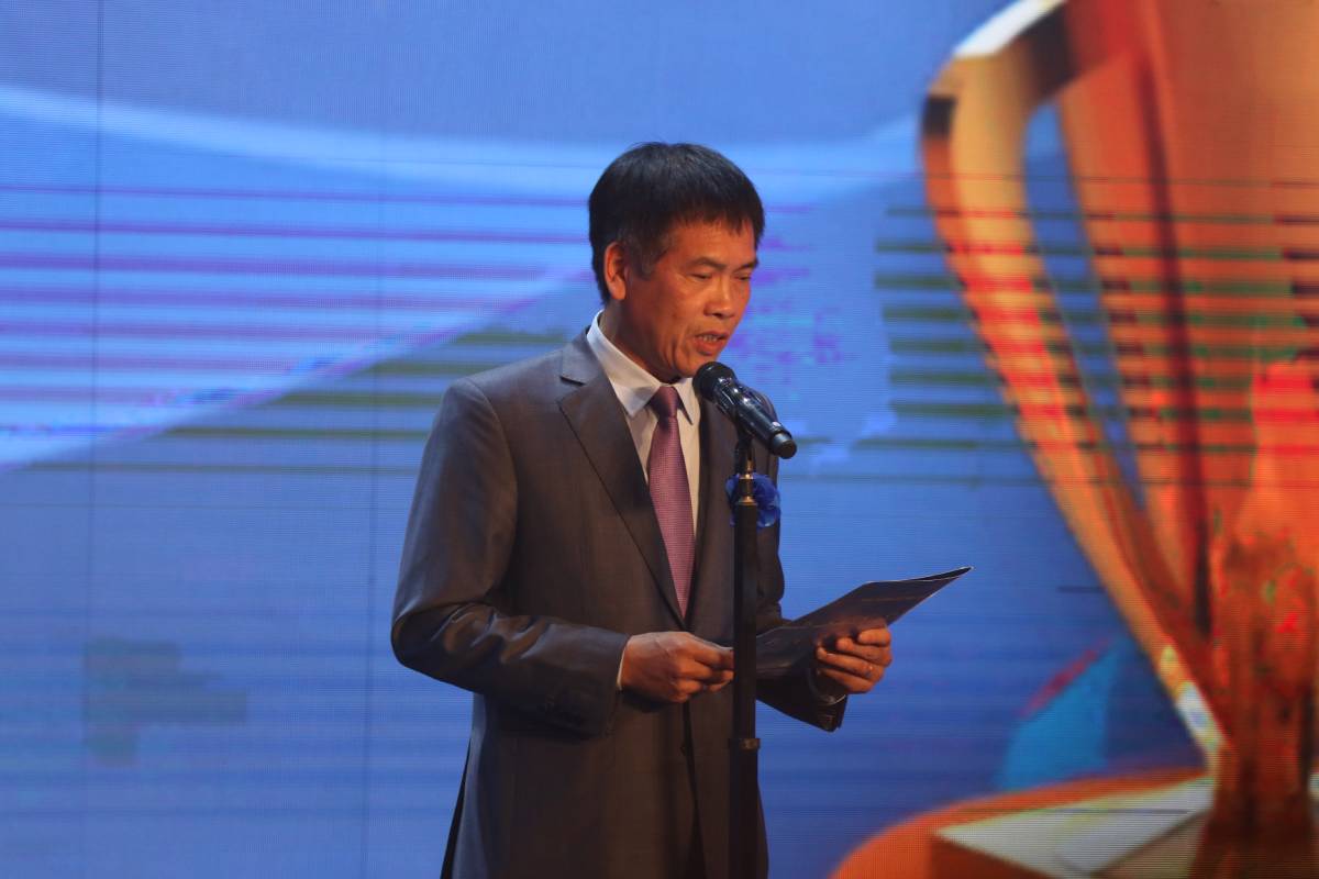TRỰC TIẾP Gala trao giải Cúp Chiến thắng 2019: U22 Việt Nam giành chiến thắng ở hạng mục ĐT của năm TRỰC TIẾP Gala trao giải Cúp Chiến thắng 2019: U22 Việt Nam giành chiến thắng ở hạng mục ĐT của năm