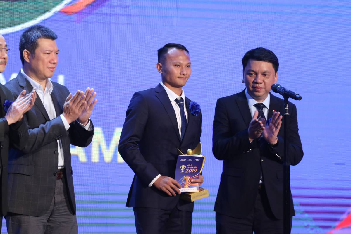 TRỰC TIẾP Gala trao giải Cúp Chiến thắng 2019: U22 Việt Nam giành chiến thắng ở hạng mục ĐT của năm TRỰC TIẾP Gala trao giải Cúp Chiến thắng 2019: U22 Việt Nam giành chiến thắng ở hạng mục ĐT của năm