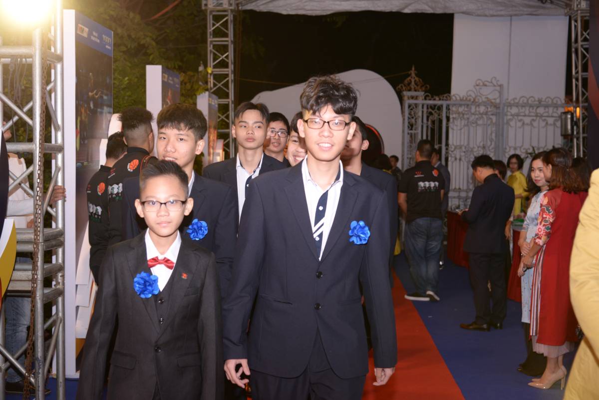 TRỰC TIẾP Gala trao giải Cúp Chiến thắng 2019: U22 Việt Nam giành chiến thắng ở hạng mục ĐT của năm TRỰC TIẾP Gala trao giải Cúp Chiến thắng 2019: U22 Việt Nam giành chiến thắng ở hạng mục ĐT của năm