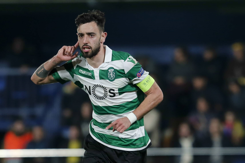 Bruno Fernandes sẽ nhận lương thấp hơn 12 cầu thủ MU Bruno Fernandes sẽ nhận lương thấp hơn 12 cầu thủ MU