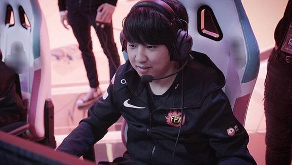 Lịch thi đấu LPL Mùa Xuân 2020 ngày 17/1: FPX vs ES