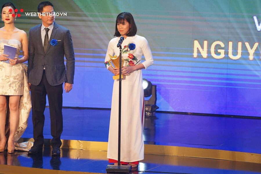Nước mắt người phán xử, áo dài Ánh Viên và những khoảnh khắc đẹp Cúp Chiến thắng 2019