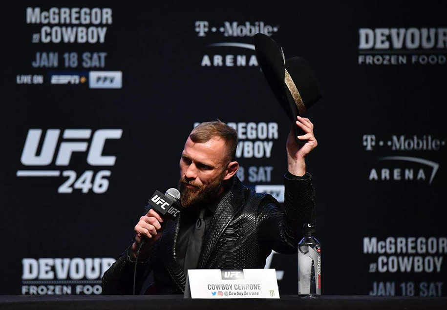 Cowboy Cerrone: "Ngu ngốc thì sao chứ, tôi vẫn thích chơi đôi công với Conor"