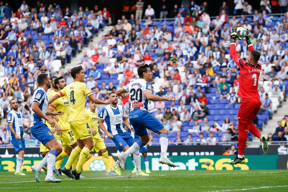 Soi kèo Villarreal vs Espanyol, 22h00 ngày 19/01 (La Liga 2019/2020)