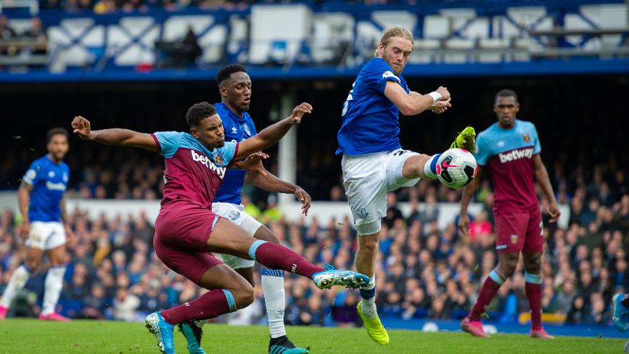 Soi kèo West Ham United vs Everton 22h00, ngày 18/01 (Ngoại hạng Anh)