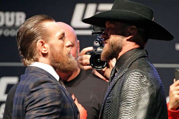 Donald Cerrone thừa nhận đấu với McGregor giúp anh được nhiều hợp đồng khủng