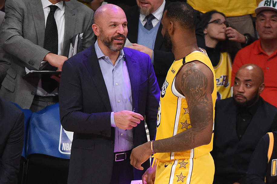 Với LeBron James, đây là người duy nhất anh tìm sự khai sáng về bóng rổ Với LeBron James, đây là người duy nhất anh tìm sự khai sáng về bóng rổ