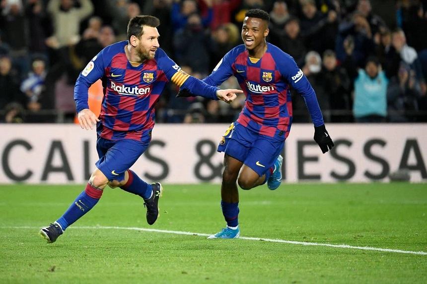 Ronaldo và Messi so kè căng thẳng về số bàn thắng ở 5 giải đấu lớn Ronaldo và Messi so kè căng thẳng về số bàn thắng ở 5 giải đấu lớn