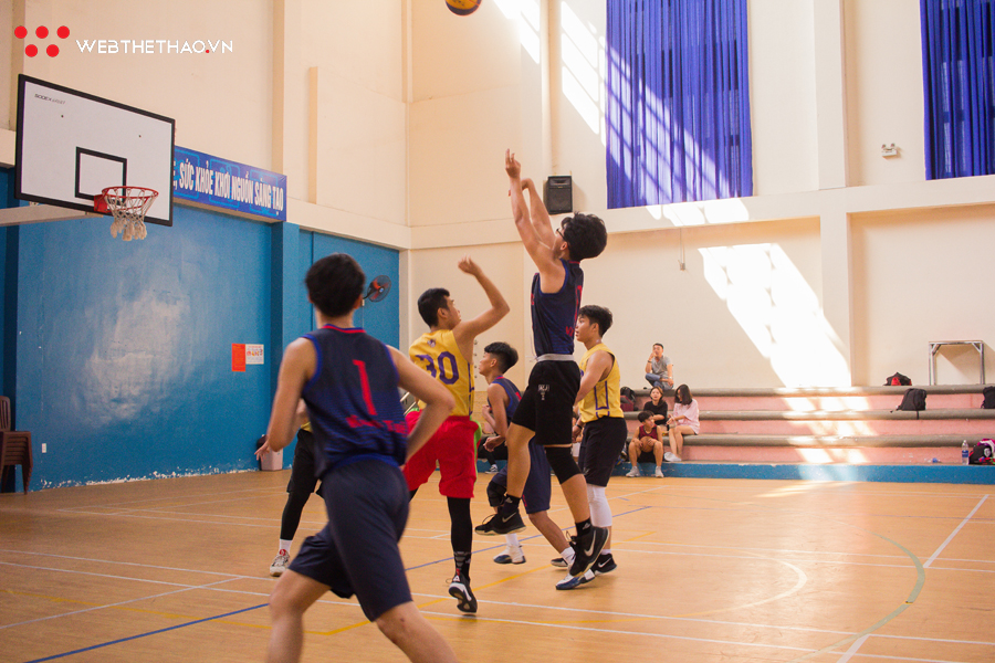 5 trái 3 điểm liên tục, Fan cuồng BTS lên ngôi vô địch NHH 3x3 Challenge