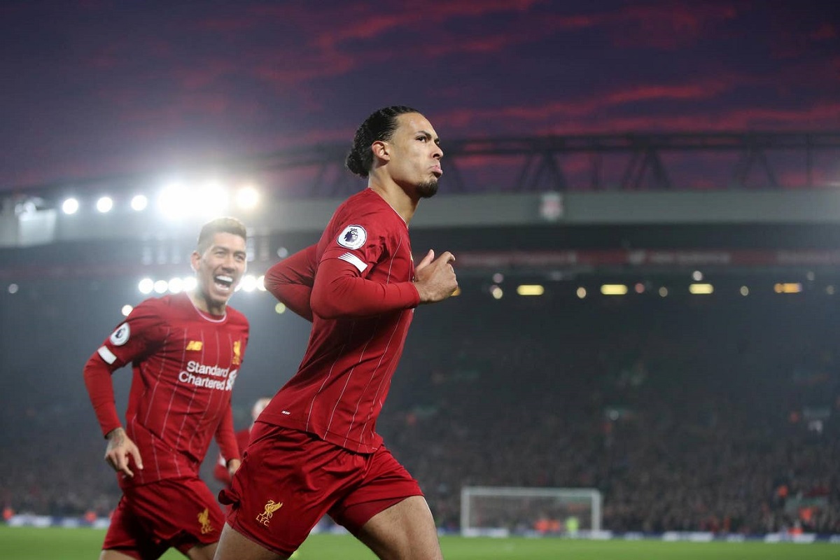 Liverpool bao giờ vô địch Ngoại hạng Anh sau khi tạo khoảng cách 16 điểm?