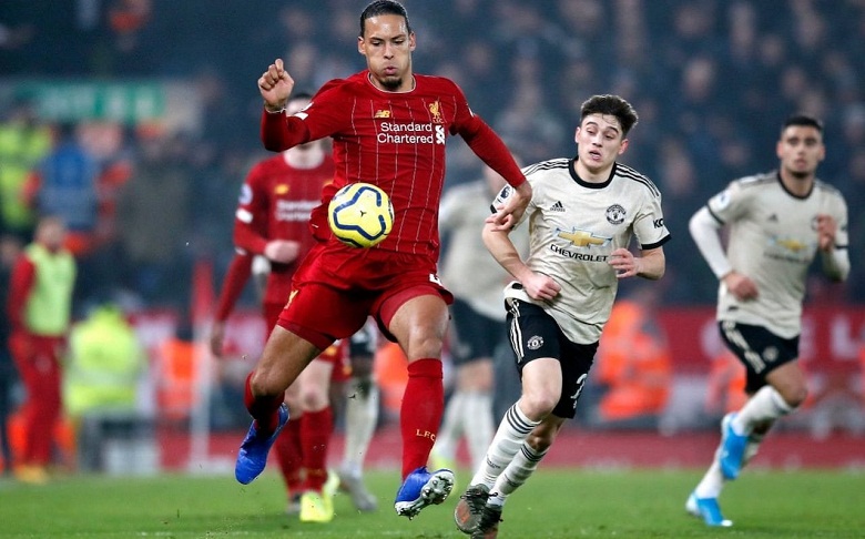 Trung vệ Liverpool ghi bàn tốt hơn nhạc trưởng Arsenal trong 2 năm qua Trung vệ Liverpool ghi bàn tốt hơn nhạc trưởng Arsenal trong 2 năm qua