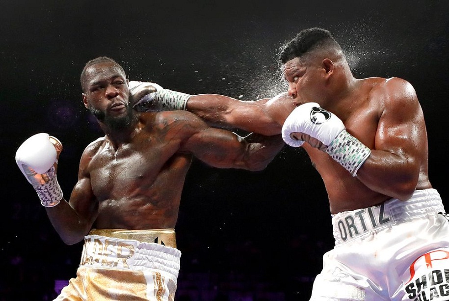 Deontay Wilder tin rằng anh quá nguy hiểm đối với MMA