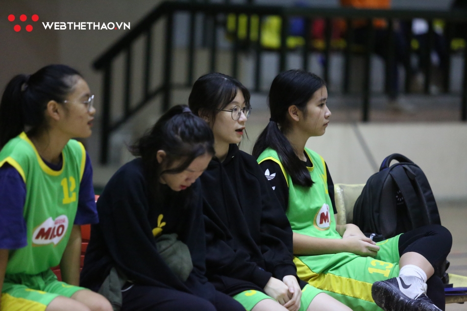 Ngắm dàn nữ sinh xinh đẹp khiến giới ballers tim đập, chân run tại HKPĐ