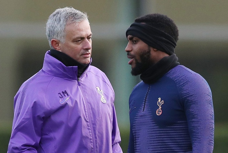 HLV Mourinho gặp rắc rối lớn có thể mất việc ở Tottenham
