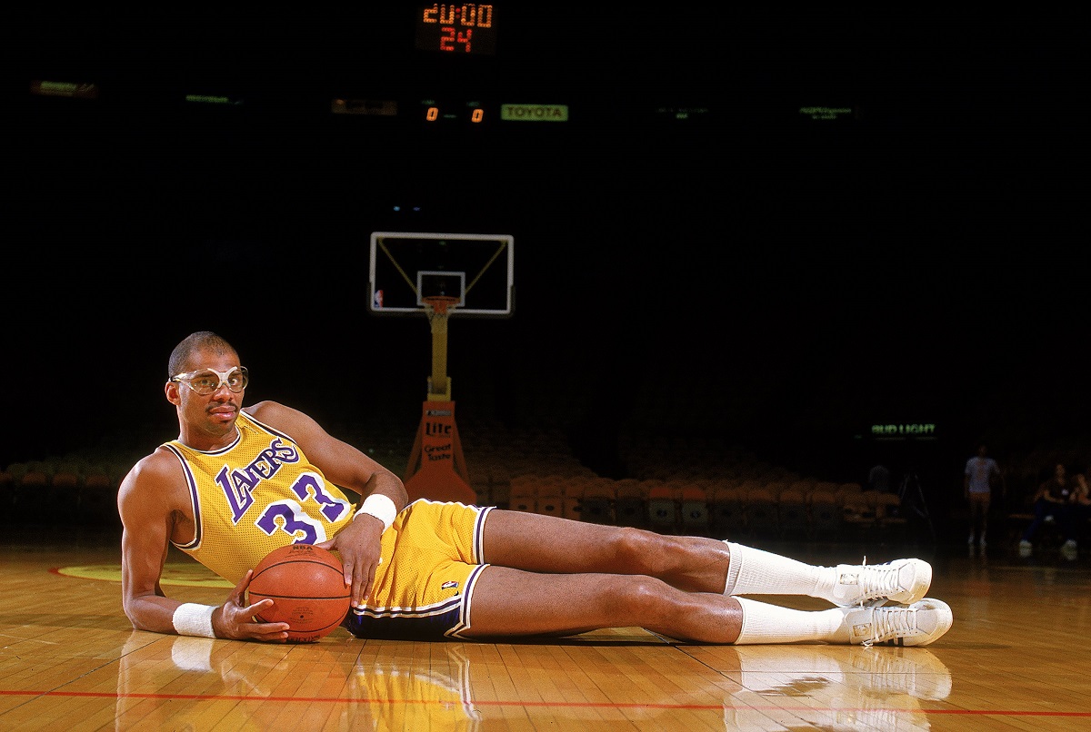 Kareem Abdul-Jabbar: "ông tổ" với tuyệt chiêu sky-hook
