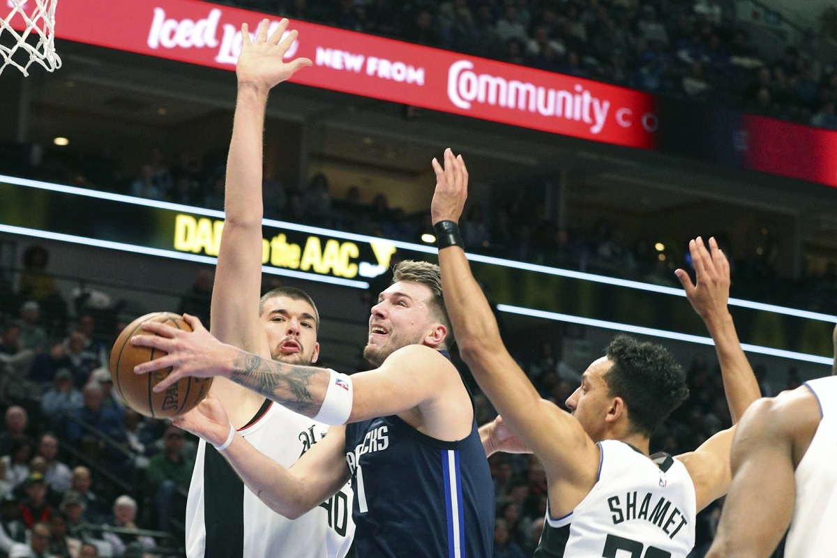 Thiếu vắng trụ cột vì chấn thương Achilles, Dallas Mavericks đành "ngậm ngùi" thất bại